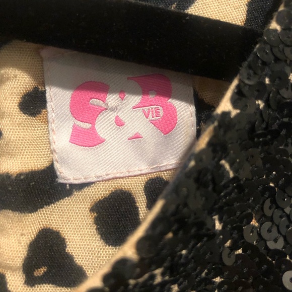 Well loved Sass & Bide animal print top with sequins around the neck - Picture 4 of 5